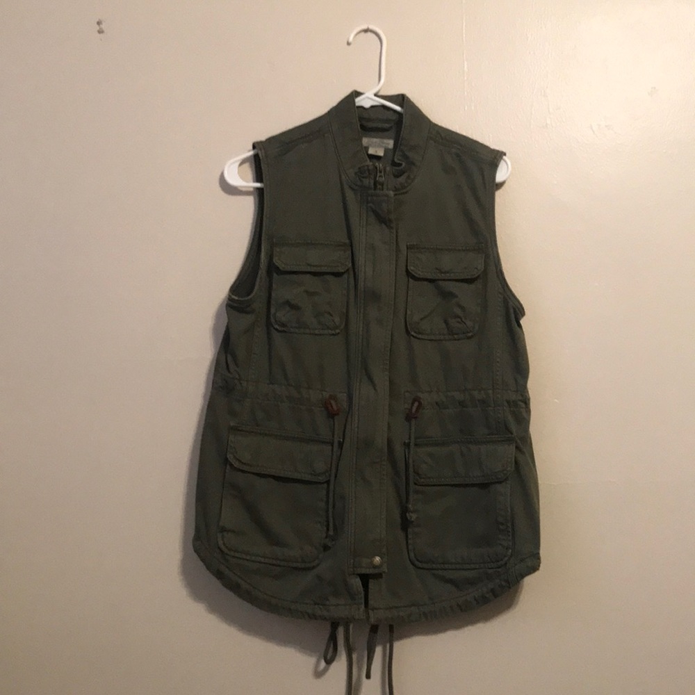 Utility vest - Picture 4 of 6